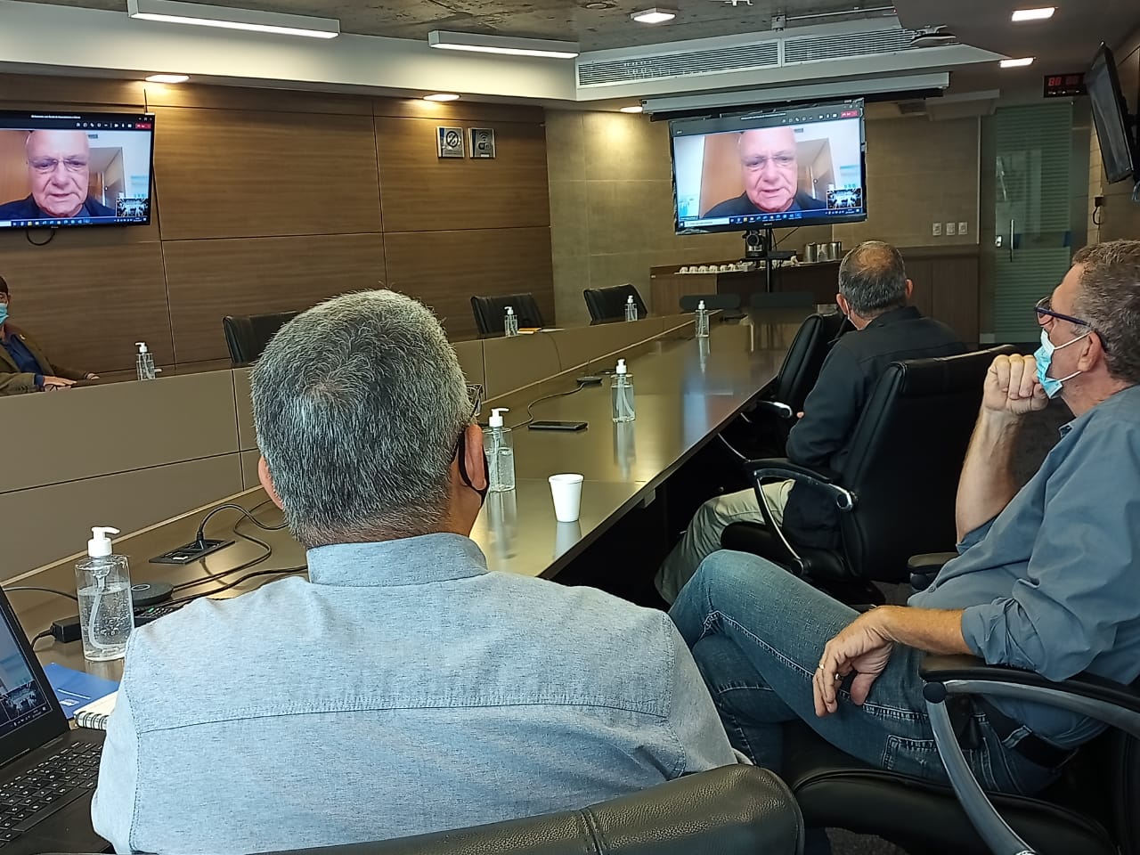 A previs&atilde;o &eacute; de capacitar 250 pessoas, com participa&ccedil;&atilde;o m&eacute;dia de 25 alunos por curso oferecido.