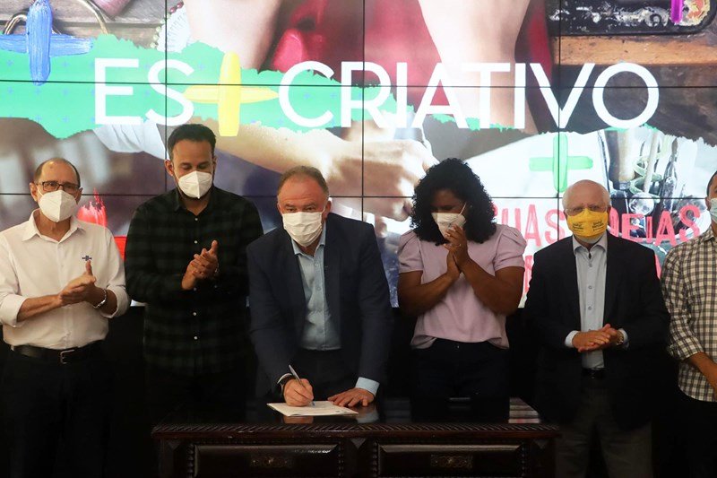 O convênio foi assinato pelo governador Renato Casagrande, durante a solenidade de lançamento