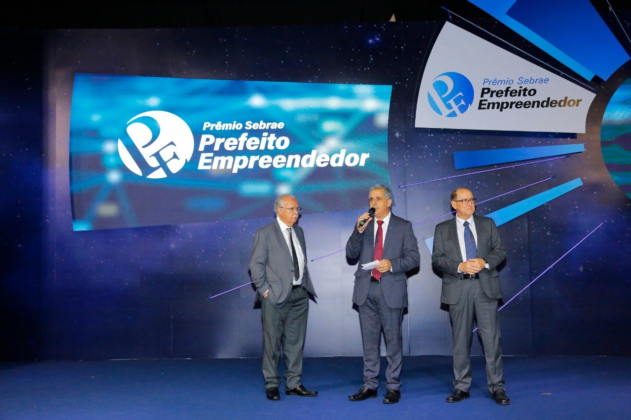 O superintendente do Sebrae/ES, Pedro Rigo, falou sobre a importância da premiação em valorizar e divulgar as boas práticas de gestores preocupados com o desenvolvimento local.